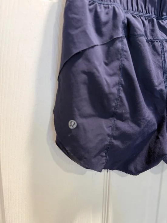 Lululemon Speed Up Scallop Hem Lined Shorts Black Mid Rise Women’s 14 in waist - Picture 5 of 6